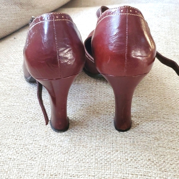 Franco Sarto Burgundy Heels - Picture 7 of 9